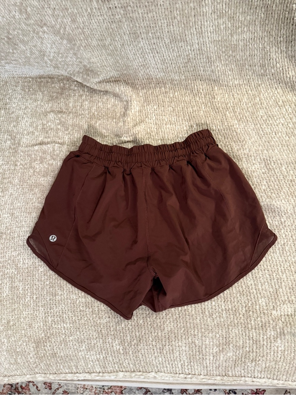 Lululemon Hotty Hot Shorts - Picture 2 of 9